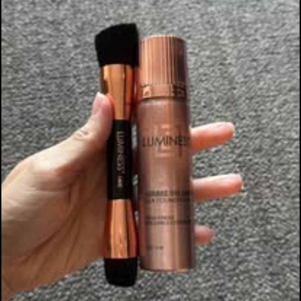 LUMINESS Silk Airbrush Spray Foundation - Full Coverage Foundation